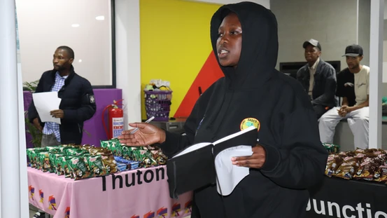 9bd1d7_5a41a23d910e46de96c87ce5a5afd790_mv2